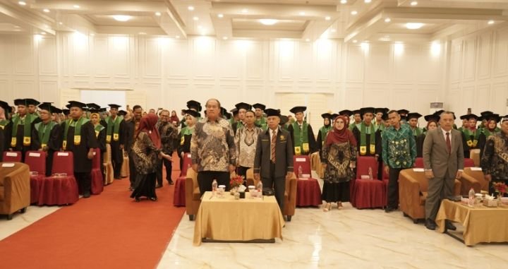 Wakil Bupati Asahan Ikuti Prosesi Sidang Senat Terbuka Wisuda Sarjana Angkatan X STIEMA
