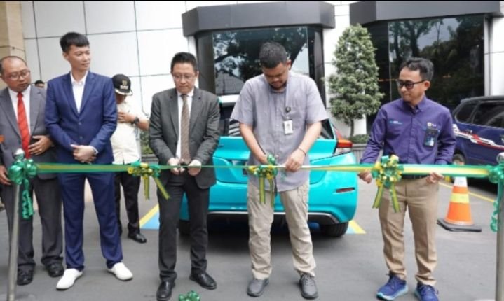 PLN dan Pemko Medan Dukung Penambahan Infrasturktur Kendaraan Listrik di Le Polonia Hotel Medan