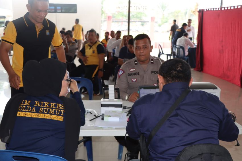 Menghadapi Pemilu 2024, Polresta Deli Serdang Cek Kesehatan Personil Secara Berkala