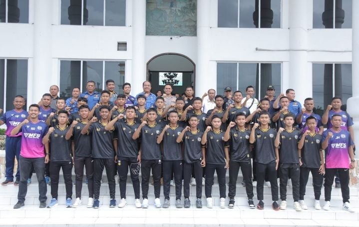 Wakil Bupati Asahan Lepas Tim Sepakbola SSB Mezzaluna Asahan