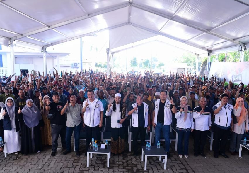 1.000 Musisi dan Abang Becak di Sumut Deklarasi Dukung AMIN Menang Pilpres 2024