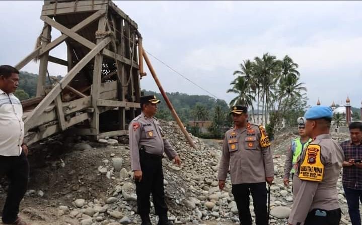 Kapolres Madina Cek TKP PETI Kotanopan, AKBP Arie Paloh : Apabila Beroperasi Akan Ditindak