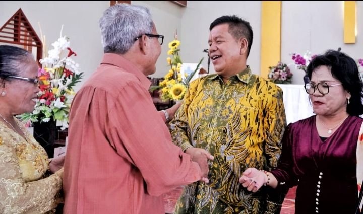 Bupati Simalungun dan Istri Laksanakan Indah Minggu Bersama Jemaat HKBP Pematang Bandar