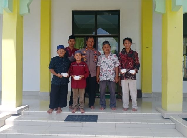 Polsek Bosar Maligas Adakan Program Curhat Bersama Warga untuk Terima Kritik dan Saran di Masjid Jami