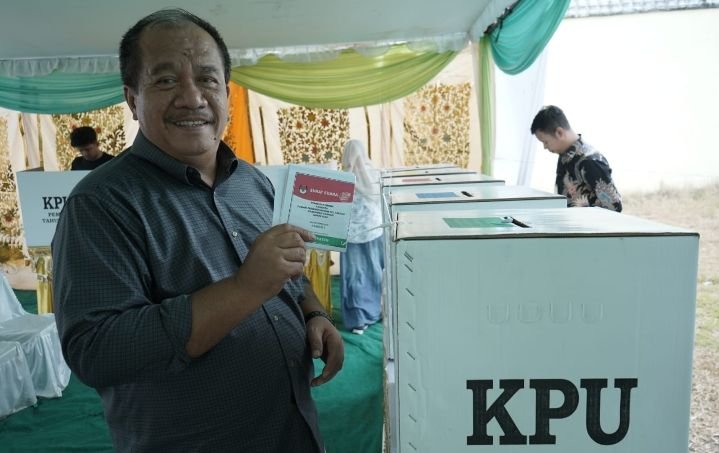 Wakil Bupati Asahan Lakukan Pencoblosan Dalam Pemilu 2024