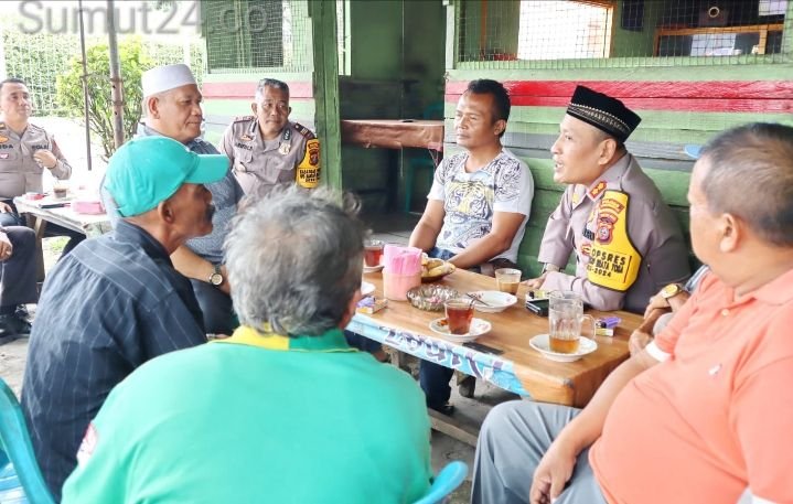Kapolres AKBP Dudung Setyawan  Cooling System dengan Alim Ulama dan Tokoh Masyarakat Padangsidimpuan