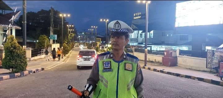 Satlantas Simalungun Gelar Pengaturan Lalu Lintas dan Patroli di Kota Wisata Parapat Sambut Libur Isra' Mi'raj,
