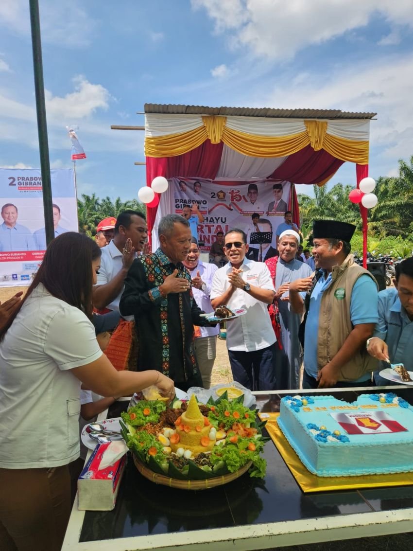 Bona Uli Rajagukguk Anggota DPRD Simalungun  Adakan Syukuran Perayaan HUT ke-16 Partai Gerindra di Dapil 5 Simalungun