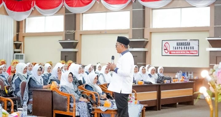Bupati Solok hadiri Rakercab dan Sidang Ilmiah IBI Cabang Solok Tahun 2024
