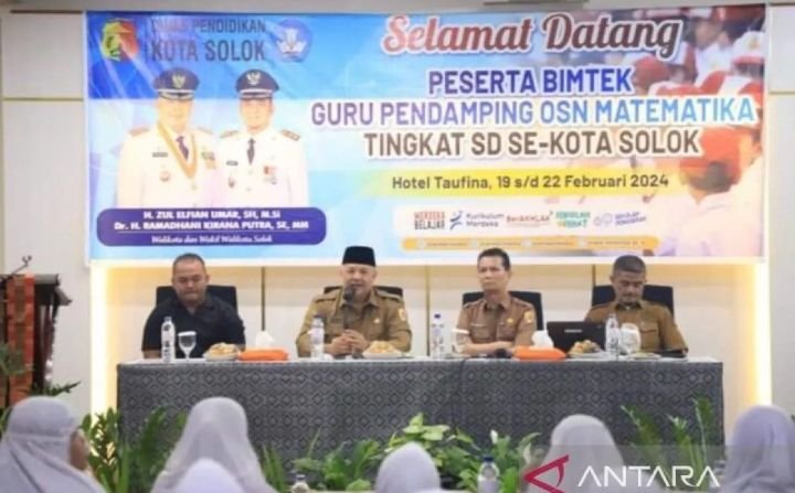 Pemko Solok Gelar Bintek Bagi Guru Pendamping Olimpiade Sains Nasional (OSN) Matematika Tingkat SD se-Kota Solok