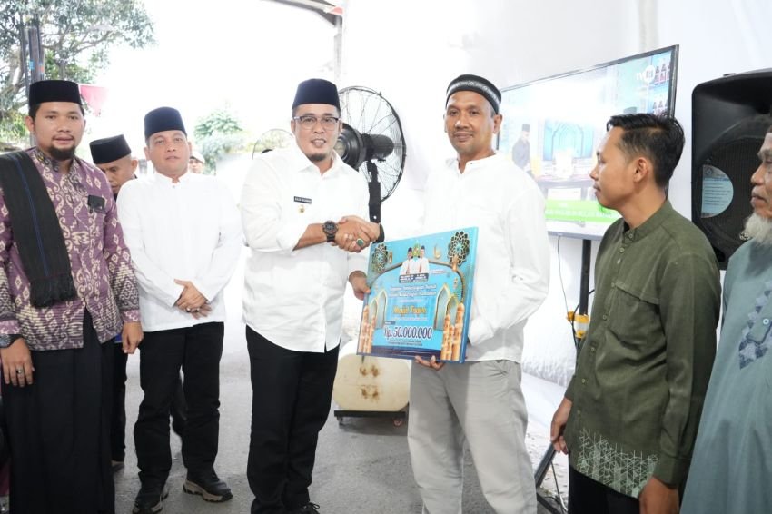 Wakil Wali Kota Medan Ingatkan Camat dan Lurah Jeli Melihat Kondisi Warga, Jangan Sampai Ada Yang Kelaparan