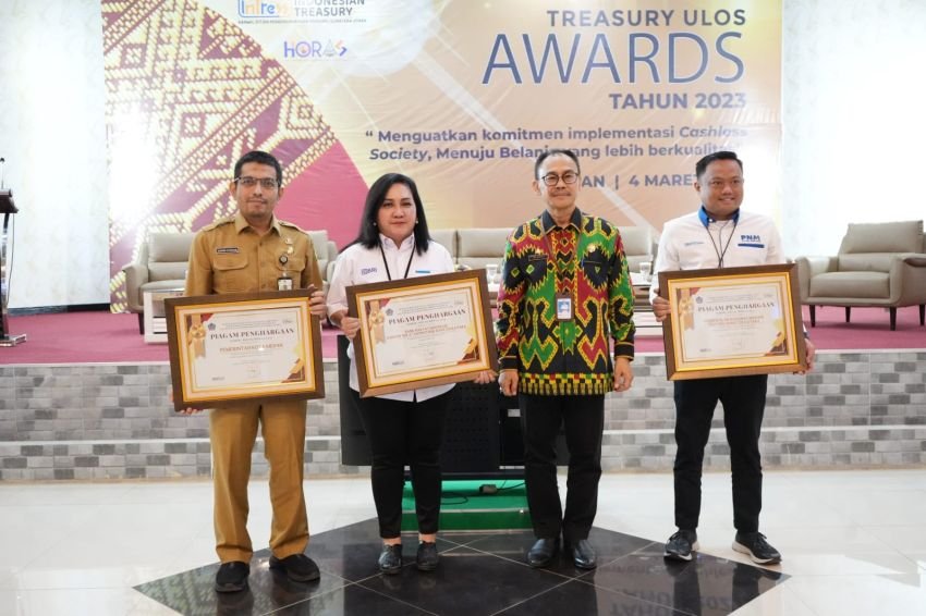 Dinilai Mampu Mendorong Penyaluran KUR Dengan Baik, Pemko Medan Raih Penghargaan Dari Kementerian Keuangan RI