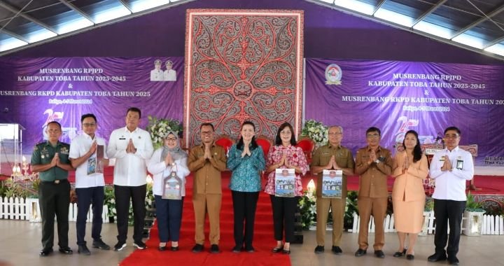Musrenbang Kabupaten, Bupati : 2045 Toba Harus Maju dan Unggul
