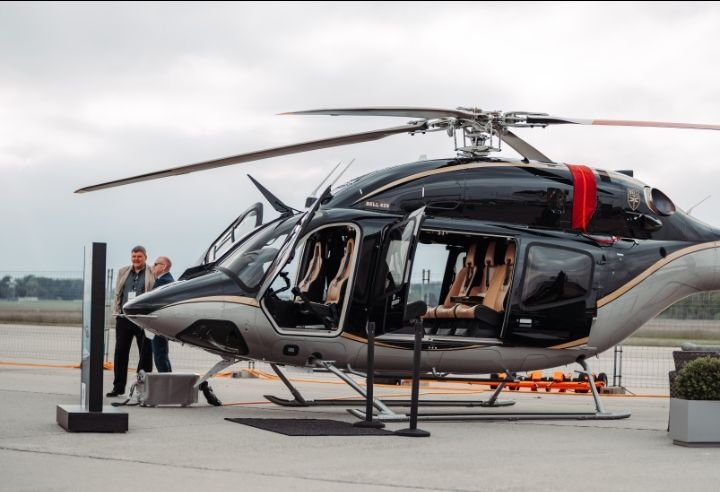 Bell Serahkan Helikopter Bell 429 Designer Series Pertama di Indonesia