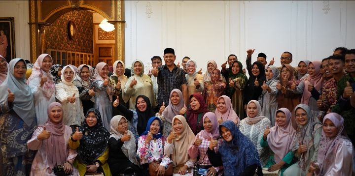 TP-PKK Kab. Solok Buka Puasa Bersama dan Silahturahmi