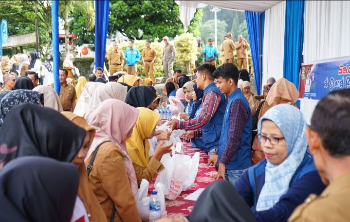 Sekretaris Daerah Medison, S.Sos Pimpin Apel Gabungan Pemerintah Kabupaten Solo