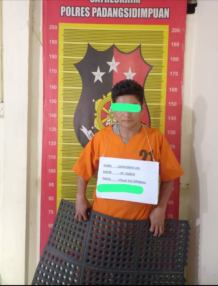 Curi Keset Kaki di Mesjid Al Abror, ZL Berlebaran di Pordeo Polres Padangsidimpuan