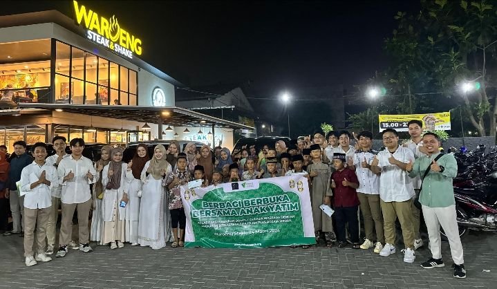 TRIASTARA SMA Islam Plus Adzkia Medan dan DD Waspada Buka Bersama Anak Yatim