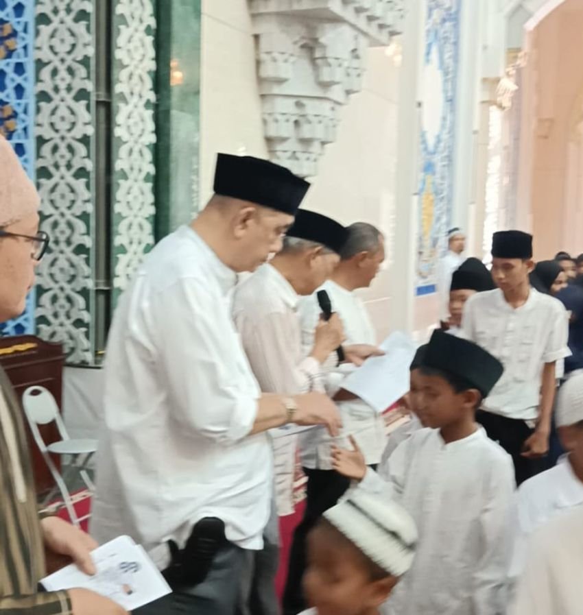 660-an Anak Yatim Doa Syukur Milad Fungsionaris BKM Agung Yuslin dan Anggota DPD RI Dedi Iskandar