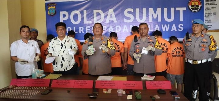 olres Palas Gelar Konfrensi Pers Pengungkapan Kasus Narkoba Selama Bulan Maret 2024,AKBP Diari Astetika : Harapkan kerjasama Masyarakat dan Jangan cob