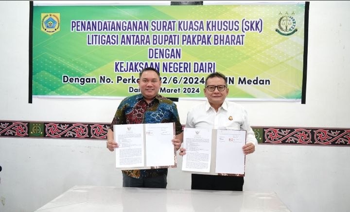 Bupati Pakpak Bharat Tanda Tangani Perjanjian Kerja Sama Dengan Kejari Dairi