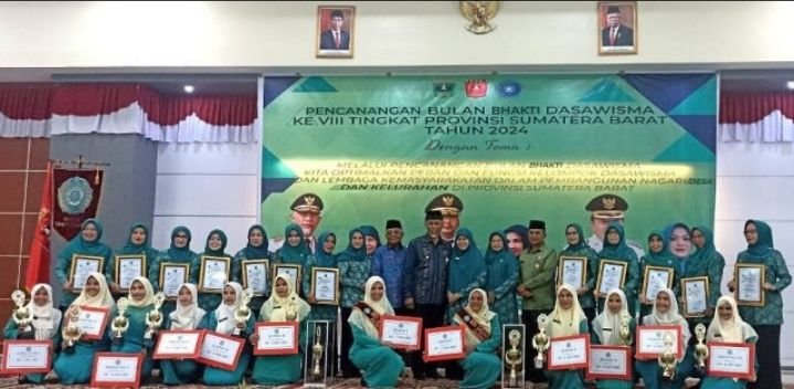 Dasawisma Destamar Indah I Kota Solok Terbaik 3 Dalam Penilaian Kelompok Dasawisma Berprestasi Sumatera Barat tahun 2024.