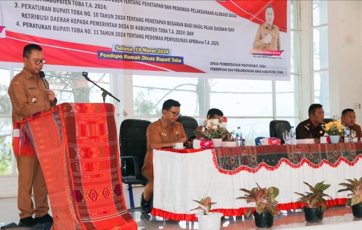 Pemkab Toba Sosialisasikan Perbup Pengelolaan Keuangan Desa