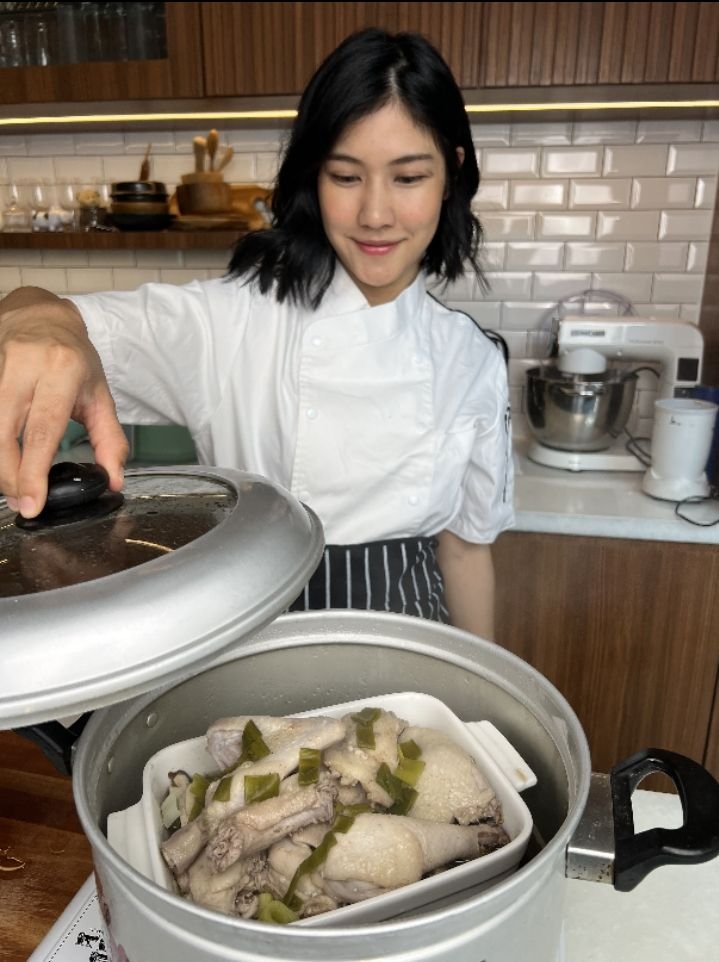 Shopee Bagikan Resep Praktis Ayam Kukus Jahe ala Chef Olivia Tommy untuk Berbuka dan Sahur di Kampanye Big Ramadan Sale