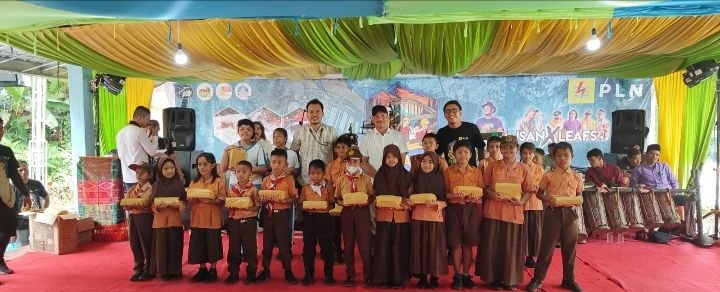 PLTA Asahan III Segera Beroperasi, PLN Gelar Arung Jeram di Desa Tangga