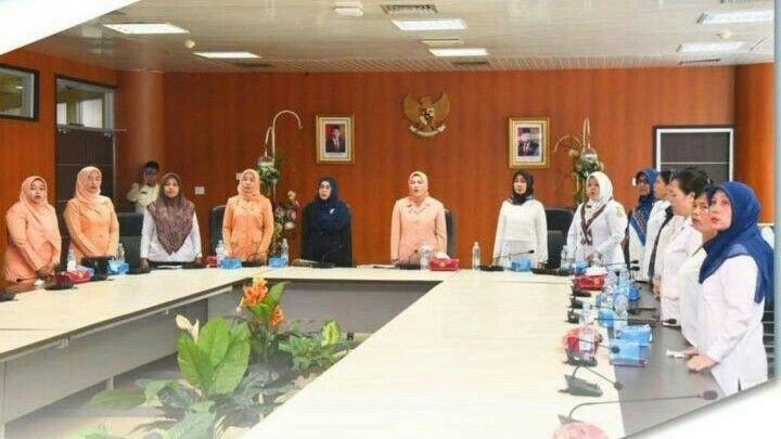 Dharma Wanita Persatuan Sekretariat DPRD Medan Lakukan Pertemuan Rutin