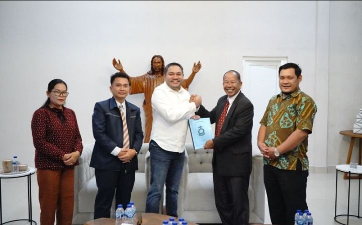 Panitia Umum Sinode GKPPD Audensi Ke Bupati Pakpak Bharat Di Salak