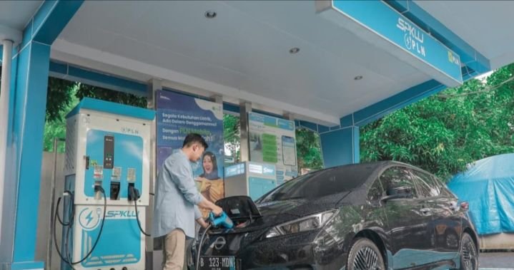 Mudik Pakai Kendaraan Listrik? Yuk Cek Lokasi Stasiun Pengisian dengan PLN Mobile