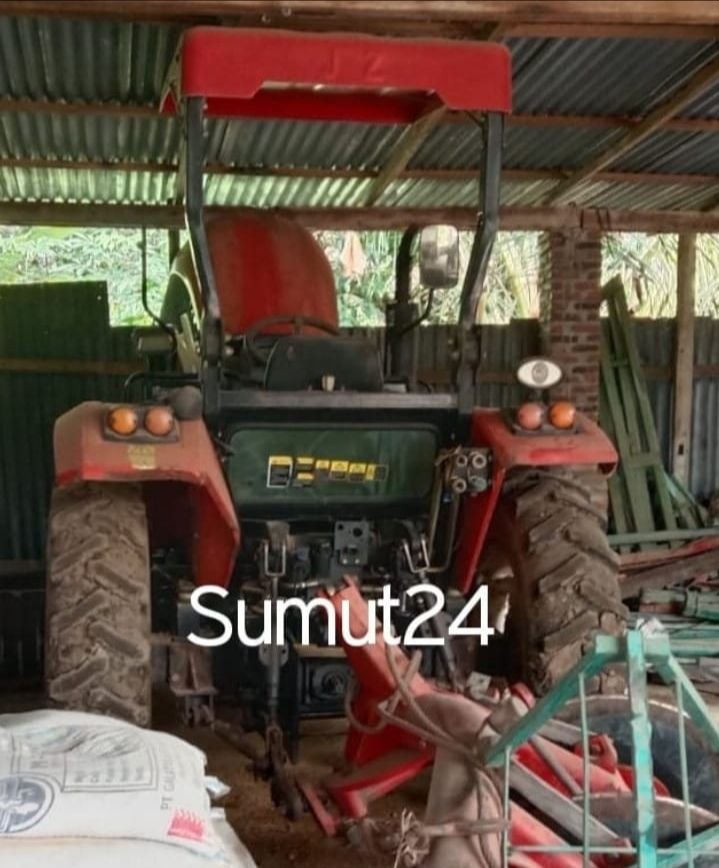 Penadah Traktor R4 Bantuan Pemerintah Pusat Diduga di Surati Polres Asahan,  Kanit Tipikor, "Kita Lidik Dulu Ya Pak."