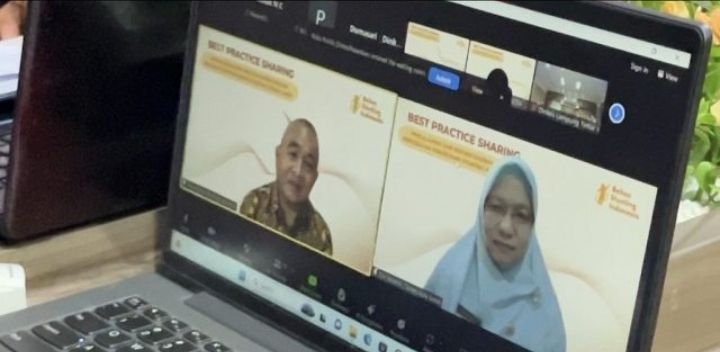 Kadinkes Kota Solok Dr. Ns. Elvi Rosanti, S.Kep, M.Kes Sampaikan Materi Webinar Bersama Lembaga Bebas Stunting Indonesia (BESTI)
