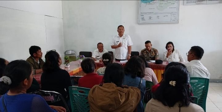 Diduga Cemarkan Nama Baik Sekdes, Warga Sihiong Datangi Dinas PMD PA Toba