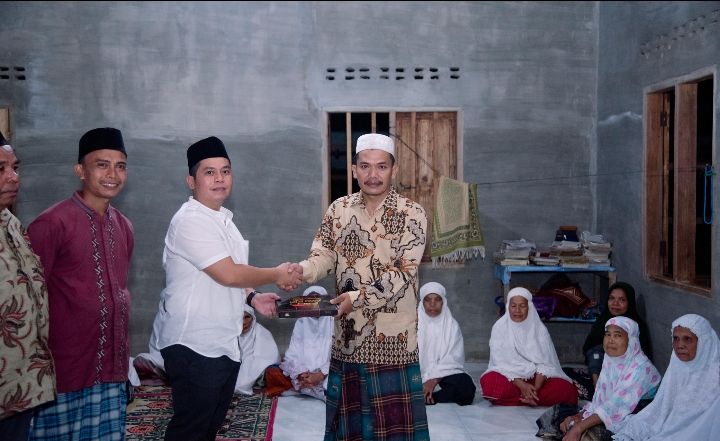 Mengetuk Pintu Langit,u Putra Mahkota Salurkan Sembako ke  6 Lokasi Panti Jompo dan Parsulukan