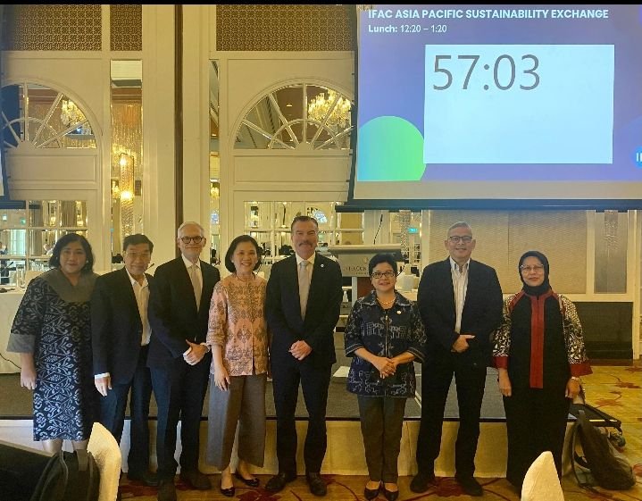 OJK Sampaikan Upaya Peningkatan Tata Kelola Industri Jasa Keuangan di Forum Internasional