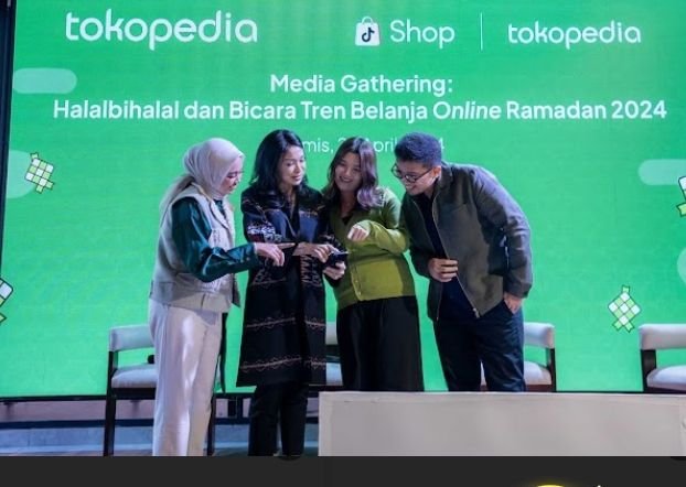 Tokopedia dan TikTok melalui Shop | Tokopedia Rekap Tren Belanja Online Masyarakat pada Ramadan-Lebaran 2024