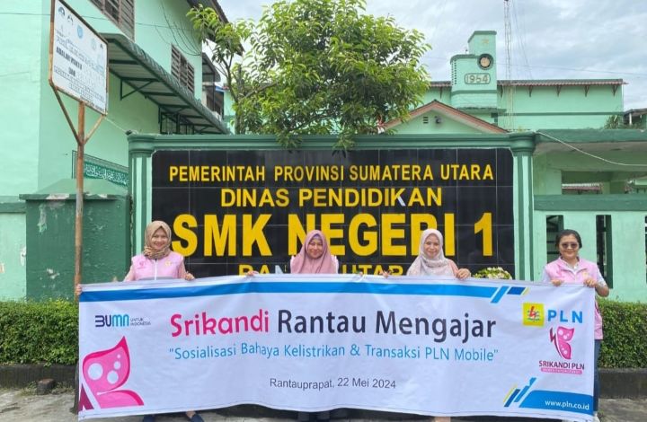 Srikandi PLN Mengajar, Sosialisasikan Bahaya Kelistrikan dan Budaya K3 di SMK Negeri 1 Rantau Utara