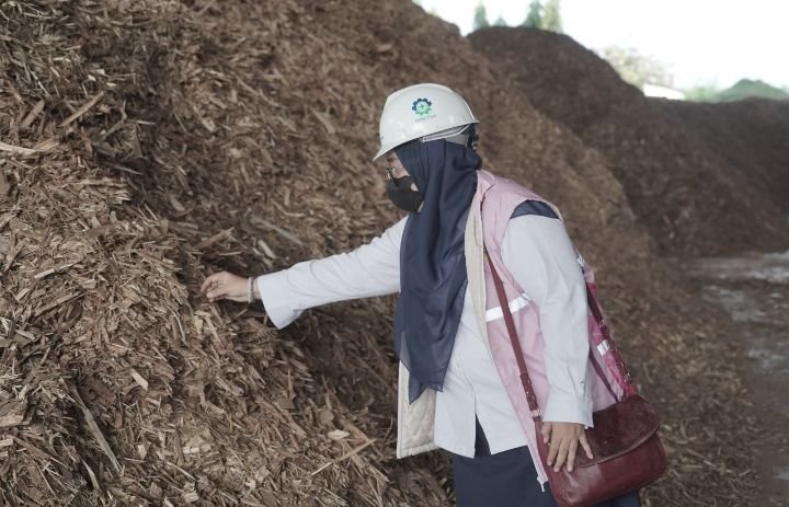 Srikandi PLN UP3 Medan Utara Tinjau Lokasi Pembangkit Listrik Tenaga Biomassa