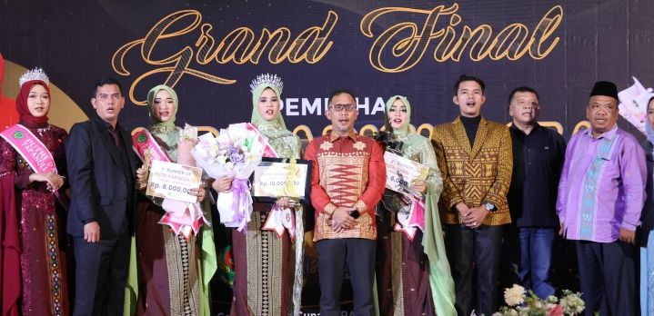 Putri Pariwisata Tapsel Kembali Terpilih, Ini Pesan Bupati Dolly Pasaribu