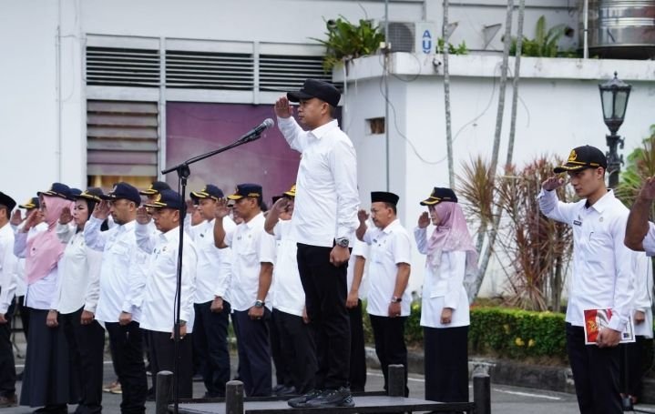 Hari Pertama Tugas, Pj.Wako Pimpin Apel Gabungan