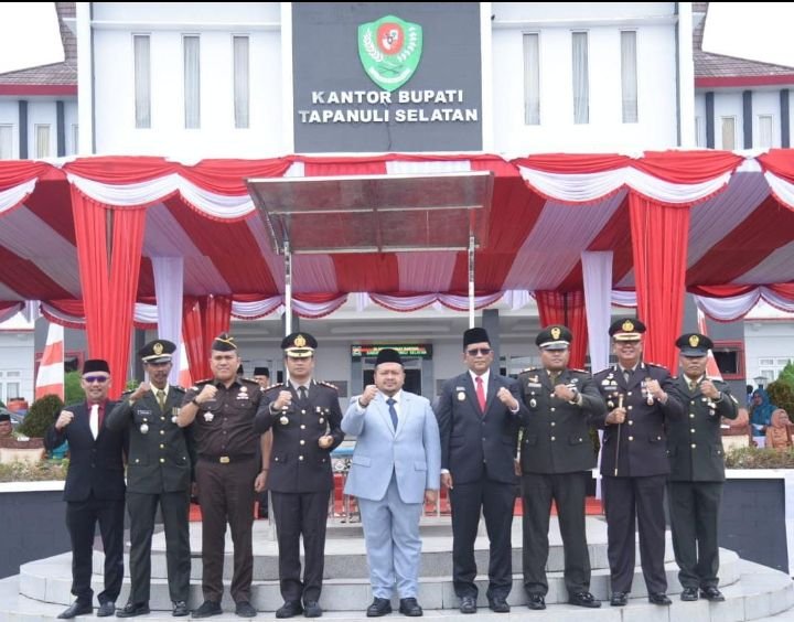 Bupati Tapsel Irup Harkitnas ke 116,Dolly Pasaribu : Era Teknologi Saat Ini, Inovasi Jadi Kunci Atasi Barbagai Kesulitan