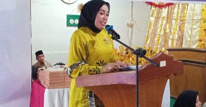 Ny. Hj. Emiko Epyardi Asda Membuka Secara Resmi Musbaqah Tilawatil Qur an ke XXXX Tingkat Kecamatan Hiliran