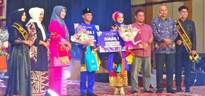 Pemenang Duta GenRe Kota Solok Tahun 2024 Muhammad Alif dan Zulfa Zuriati