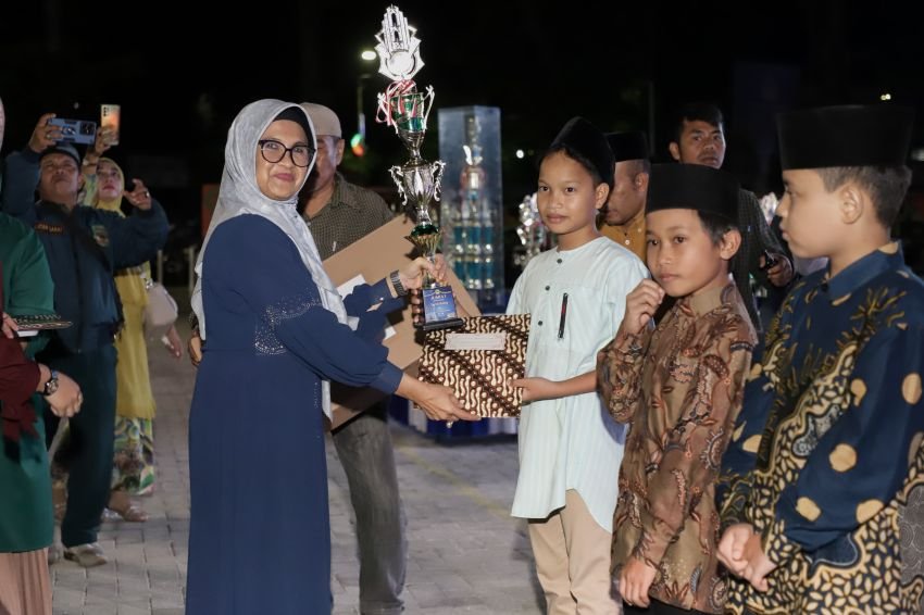 Wali Kota menutup secara resmi MTQN ke-56 Tingkat Kota Pematangsiantar