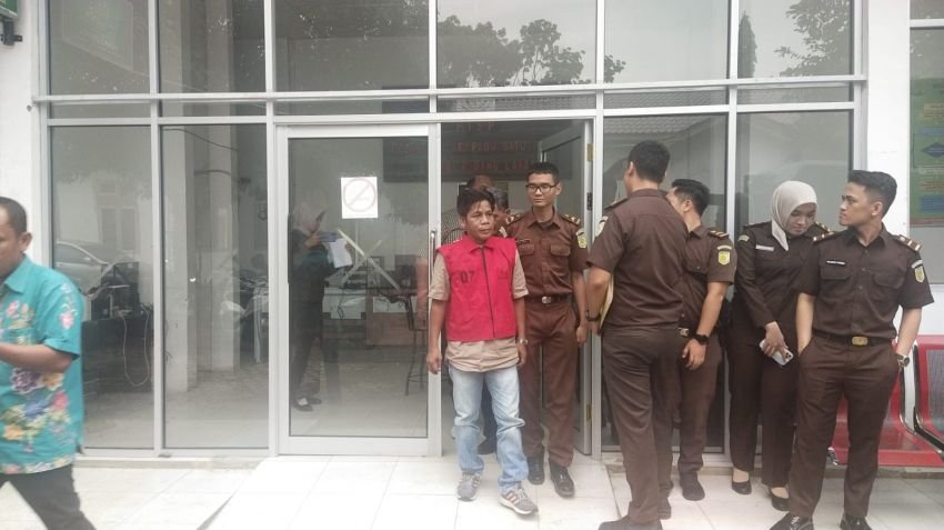 Korupsi Dana Desa, Kejari Palas  Tahan Kades Sisoma