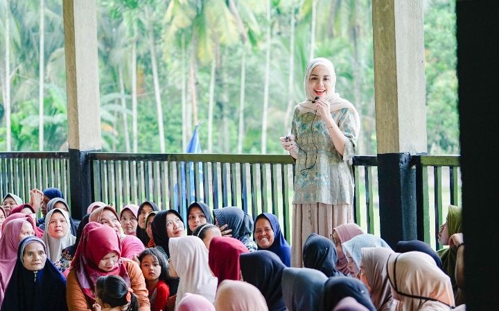 Athari Gauthi Ardi Anggota Komisi V DPR RI Sampaikan Duka Mendalam