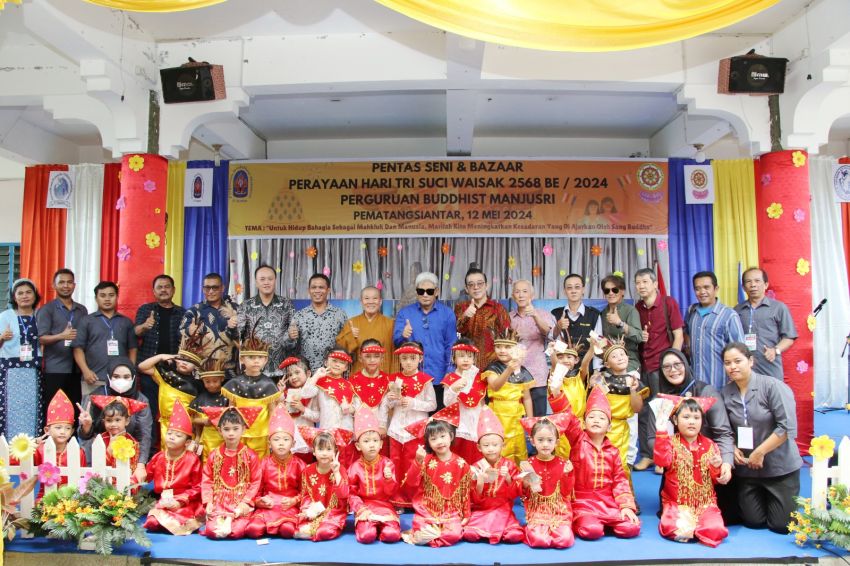 Pentas Seni dan Bazaar Waisak 2568 BE/2024 Perguruan Buddhist Manjusri