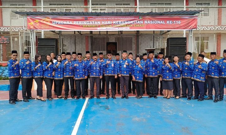 Kalapas Narkotika Kelas IIA Pematangsiantar Robinson Peranginangin Inspektur Upacara Harkitnas ke-116